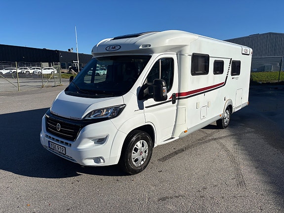 LMC Cruiser Comfort T712 Låga långbäddar - Automat - Separat dusch - Rymlig 7 of 24