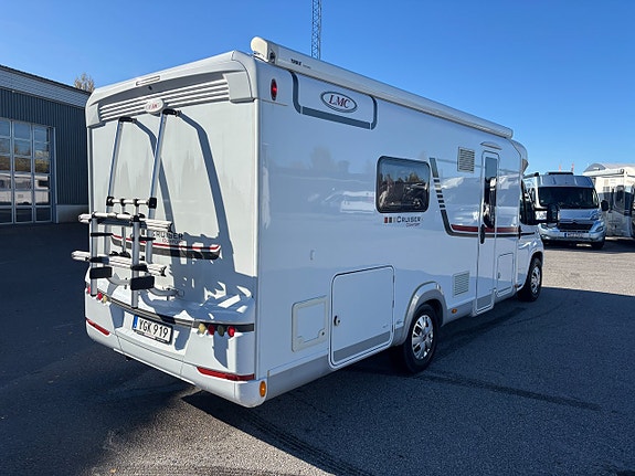 LMC Cruiser Comfort T712 Låga långbäddar - Automat - Separat dusch - Rymlig 4 of 24