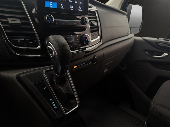 Ford Transit Custom 25 of 30