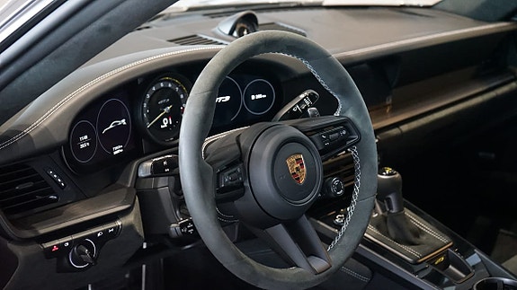 Porsche 911 GT3 6 of 6