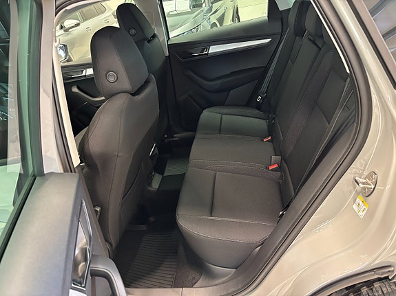 Skoda Karoq 8 of 23