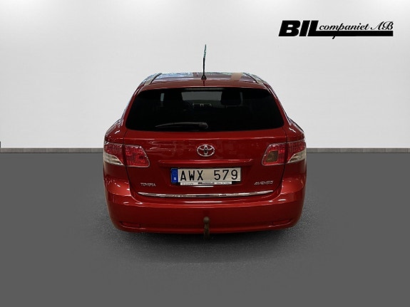 Toyota Avensis 5 of 15