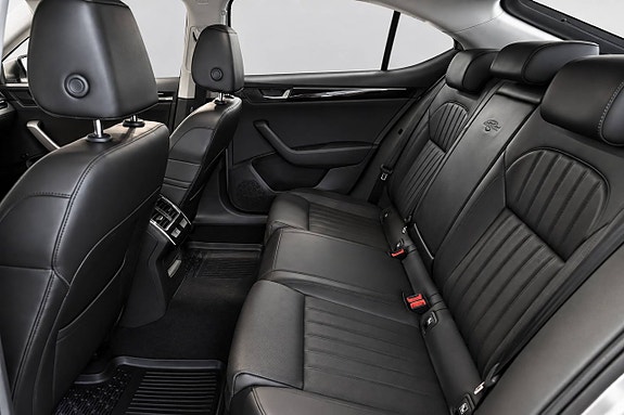 Skoda Superb 11 of 29