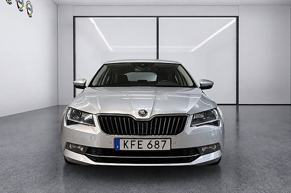 Skoda Superb 5 of 29