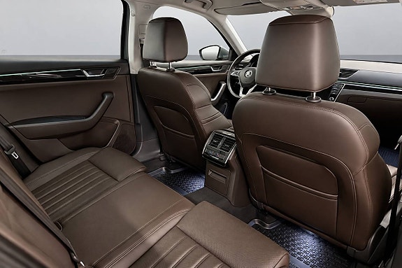 Skoda Superb 12 of 29