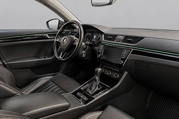 Skoda Superb 13 of 29