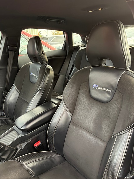 Volvo V40 6 of 6