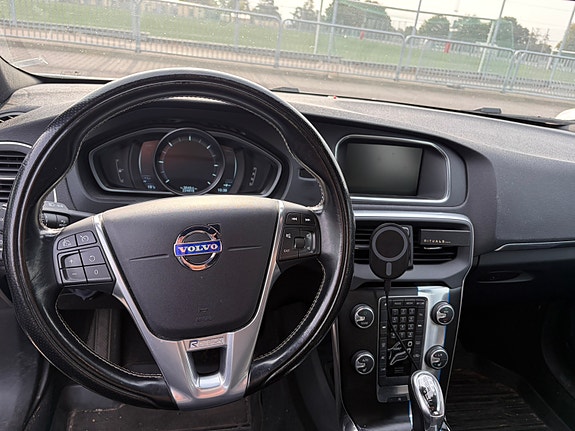 Volvo V40 5 of 6