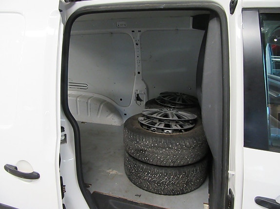 Volkswagen Caddy Maxi 6 of 6