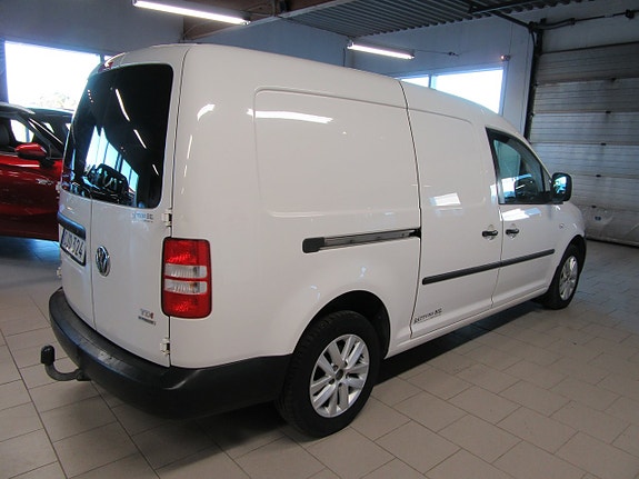 Volkswagen Caddy Maxi 2 of 6