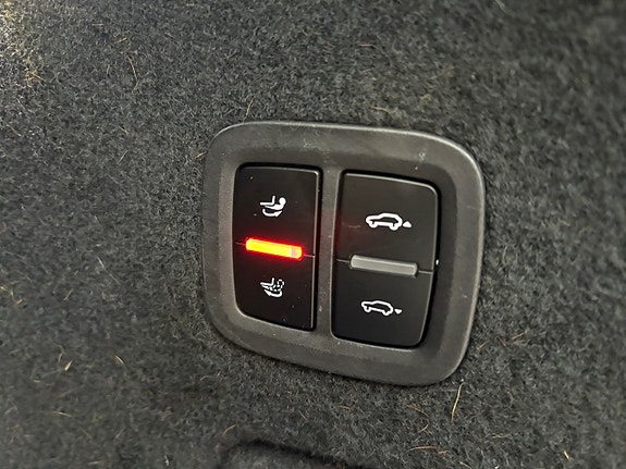 Porsche Cayenne 13 of 19