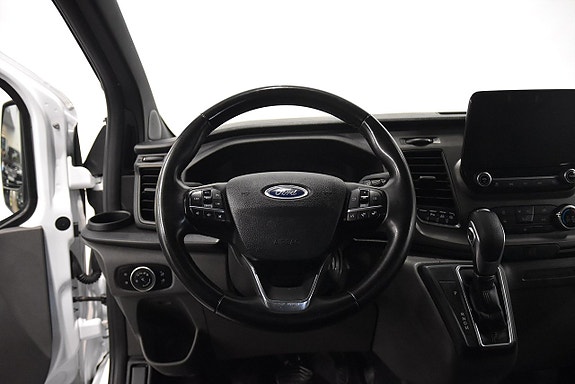 Ford Transit Custom 2 of 17