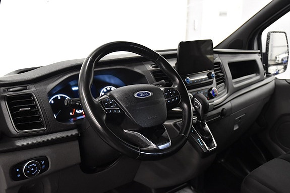 Ford Transit Custom 8 of 17