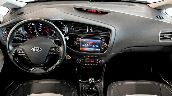 Kia Ceed 4 of 18