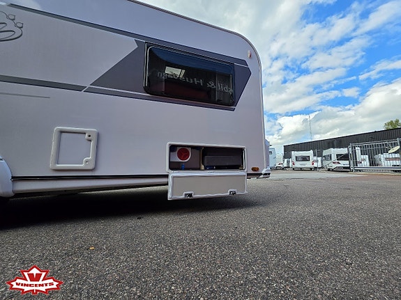 Knaus Sudwind 580 UE *Långbäddar *ALDE *El-golvvärme 15 of 17