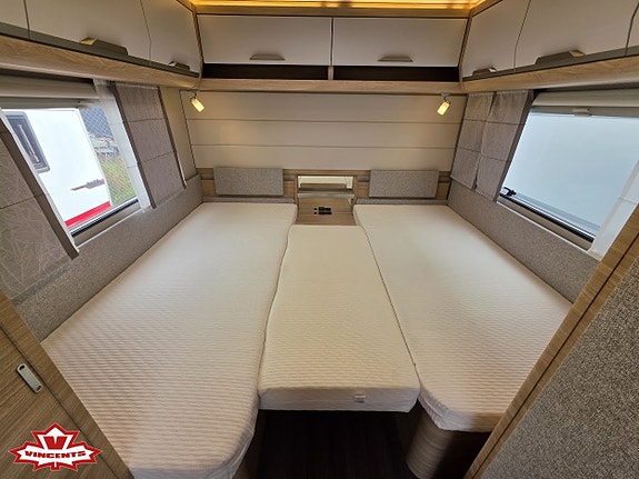 Knaus Sudwind 580 UE *Långbäddar *ALDE *El-golvvärme 8 of 17