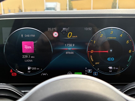 Mercedes-Benz GLE350 de 8 of 13