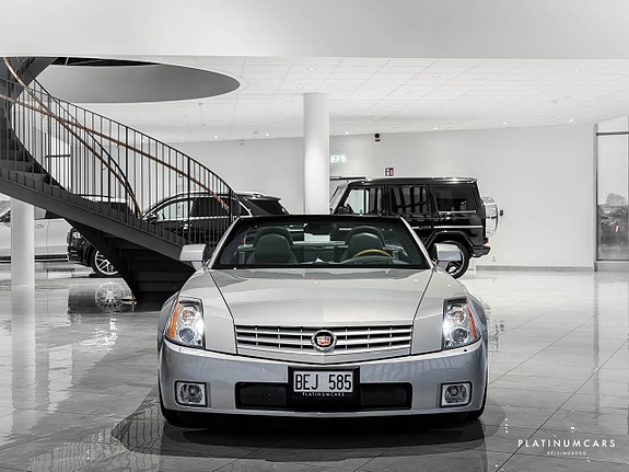 Cadillac XLR 5 of 18