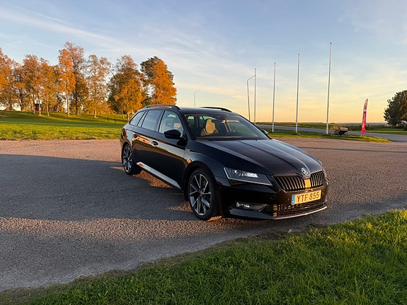 Skoda Superb 3 of 7