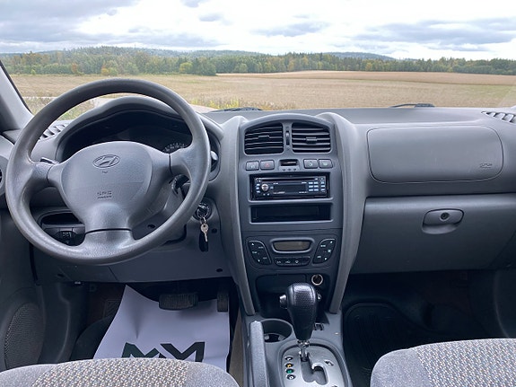Hyundai Santa Fe 13 of 16