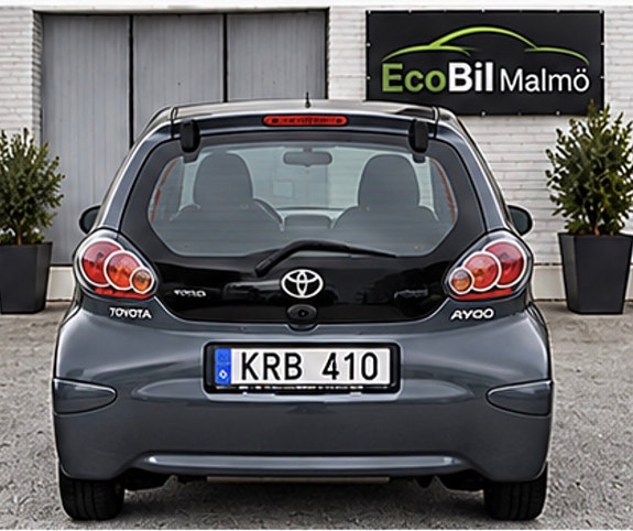 Toyota Aygo 3 of 15