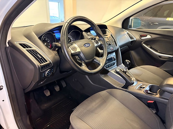 Ford Focus 5 of 16