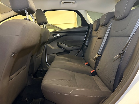 Ford Focus 15 of 16