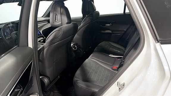 Mercedes-Benz GLC300 e 11 of 12