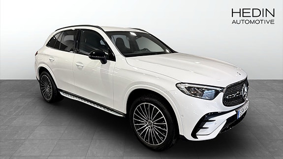 Mercedes-Benz GLC300 e 2 of 12