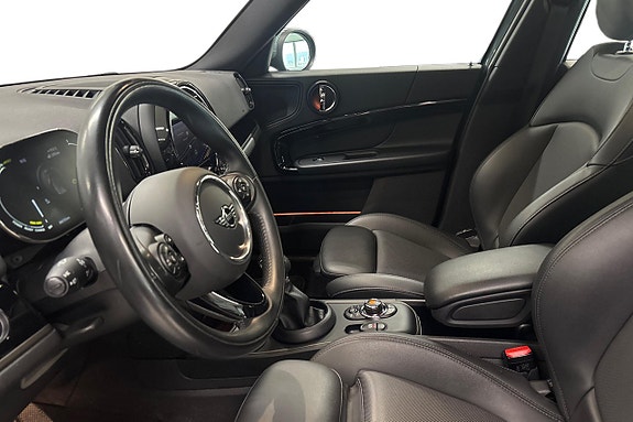 MINI Countryman Cooper SE 12 of 17