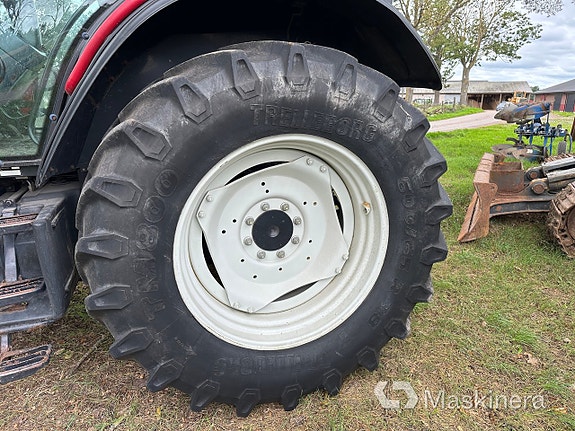 Traktor Valtra N 121 12 of 27