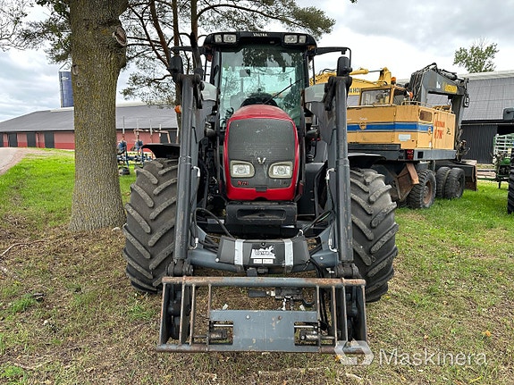 Traktor Valtra N 121 8 of 27
