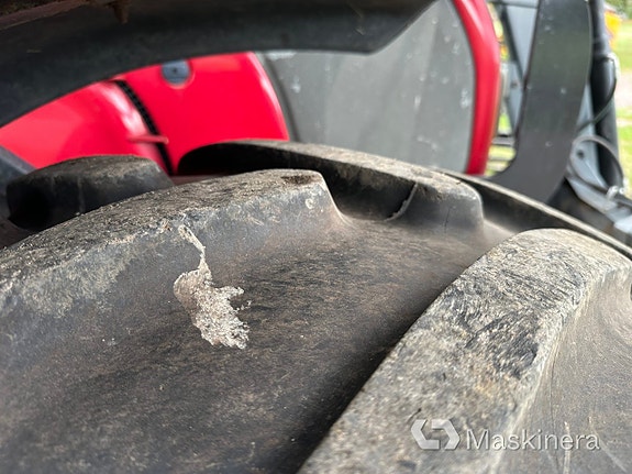 Traktor Valtra N 121 16 of 27