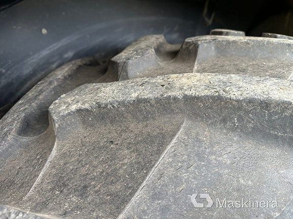Traktor Valtra N 121 13 of 27