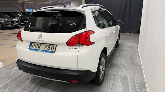Peugeot 2008 6 of 12