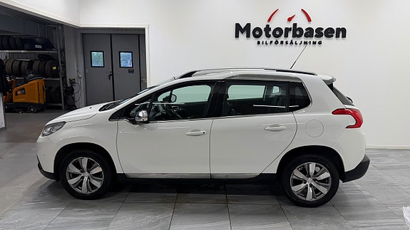 Peugeot 2008 2 of 12