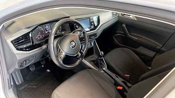 Volkswagen Polo 7 of 13