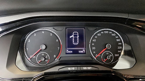 Volkswagen Polo 13 of 13
