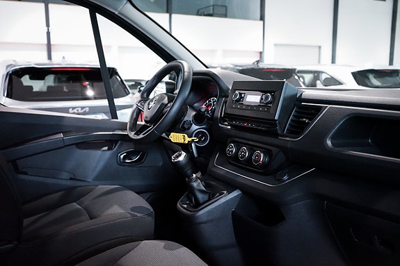 Renault Trafic 20 of 28
