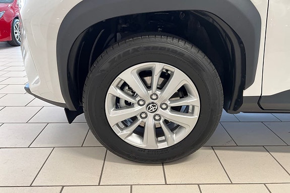 Toyota Yaris Cross 17 of 21