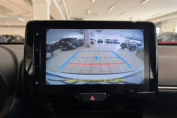 Toyota Yaris Cross 15 of 21
