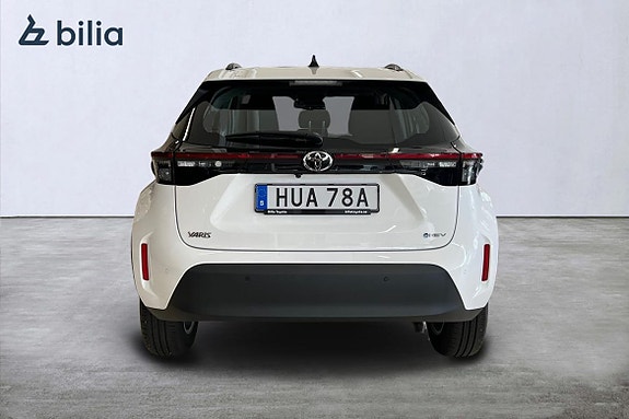 Toyota Yaris Cross 4 of 21
