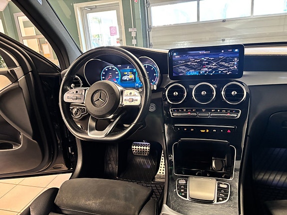 Mercedes-Benz GLC220 d 12 of 18