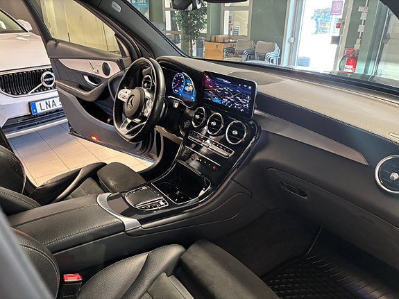 Mercedes-Benz GLC220 d 13 of 18