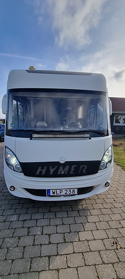 Hymer B680 Starline 3 of 22