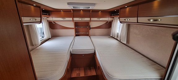 Hymer B680 Starline 14 of 22