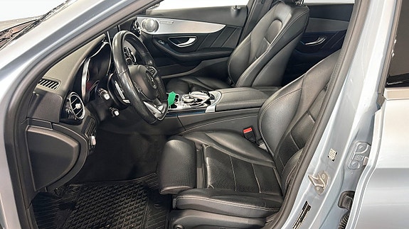 Mercedes-Benz C220 d 11 of 12