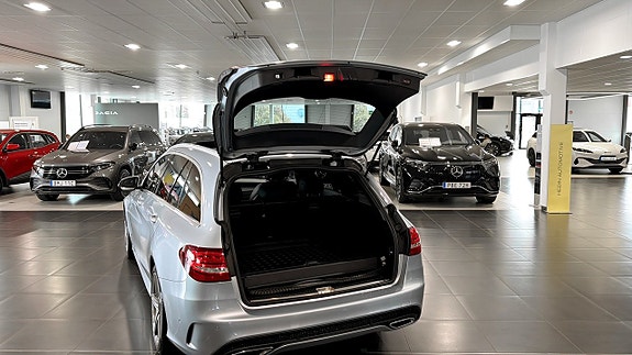 Mercedes-Benz C220 d 8 of 12