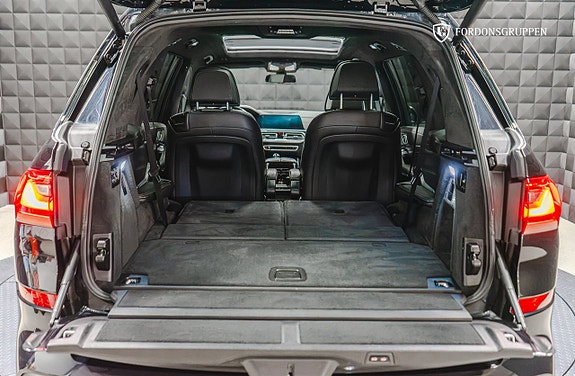 BMW X7 7 of 29