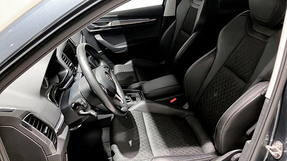 Skoda Karoq 8 of 12